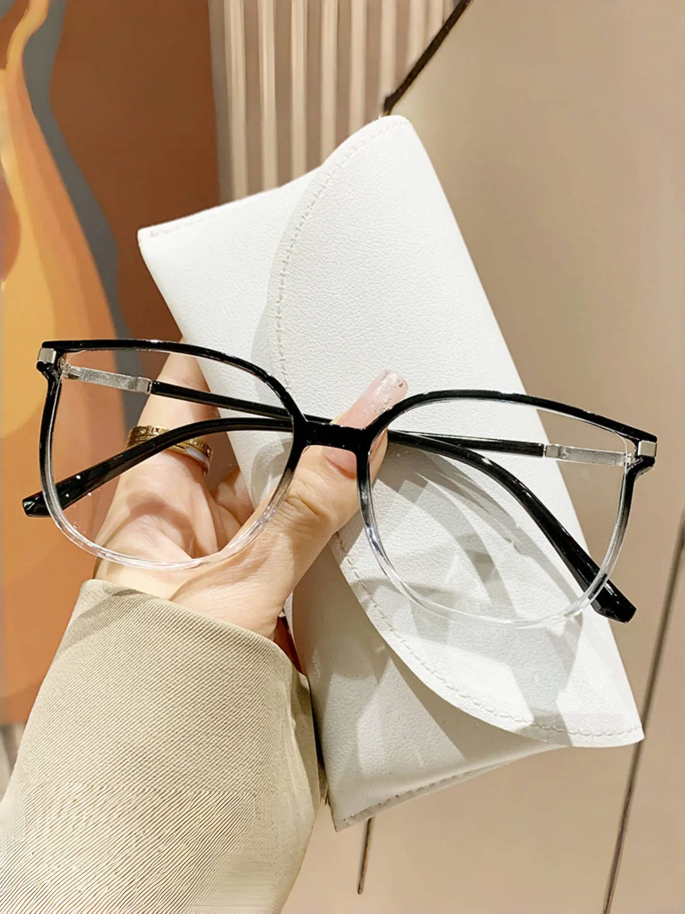 Simple Anti-blue Light Eyeglasses for Everyday Use, Gifts for Wife, Gradient Flash Diamond Large Sparkling Frame, Fashion Lightweight Campus Eyewear for All Seasons, Trendy Casual Frames