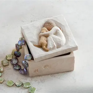 Couple-hugging Storage Box Hugging Pets, Necklaces and Rings Box for bf, Perfect Valentine's, Anniversary,Commemorative Gift