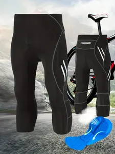 One men’s three-quarter cycling pants—quick-drying, highly elastic outdoor cycling apparel that is comfortable, breathable, moisture-wicking, and suitable for summer outdoor cycling.