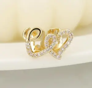 Copper Double-Heart Grillz with Micro-Inlaid Zircon, Trendy Hip-Hop Teeth Decorations, Unique Personalized Design, Comfortable to Wear for Parties, Performances, Street Fashion