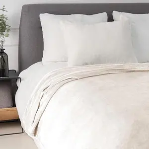 South Street Loft All Seasons Plush Blanket