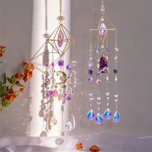 Crystal Sun Catchers Pendant Hanging Decoration, Pyramid Crystal Ball Prism Pendant, Home Room Living Room Kitchen Garden Hanging Decoration Rainbow Maker Valentine's Day, Mother's Day gifts