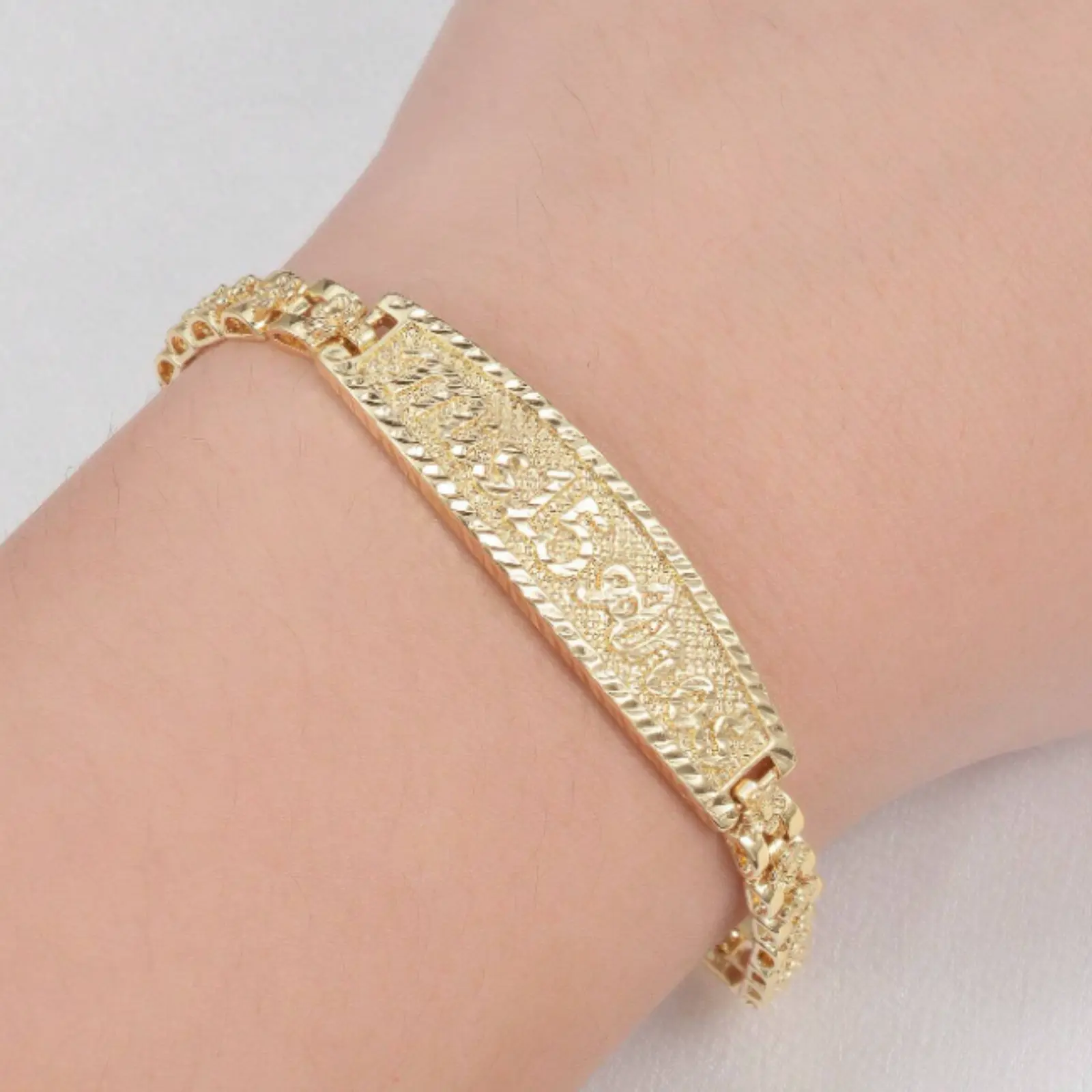 14k gold plated flower bracelet for women. Special anniversary gift, valentine's day, mother's day