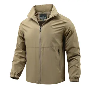 Men’s softshell lightweight windbreaker jacket, sporty casual style, side pockets with zipper closure design, suitable for spring wear, ideal for outdoor leisure and everyday use 8532