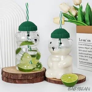 Teddy Bear Water Cup 550ML, Cute Small Bear Plastic Cup Tumbler with Detachable Straw, Home Bar Restaurant Car Use, Casual Cafe Drinkware