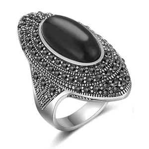 Vintage Statement Women’s Ring | Black Agate & Crystal Inlaid, Unique Bold Design, Trendy Daily Wear Jewelry, Perfect Gift for Her, Girlfriend & Best Friend