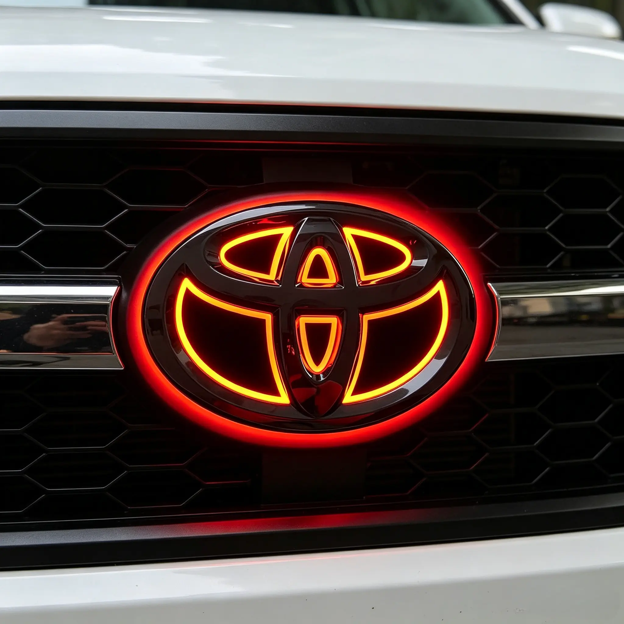 Suitable for 5D Toyota Crown, Corolla, Camry, Alphard, and Vios – LED Illuminated Front and Rear Emblems