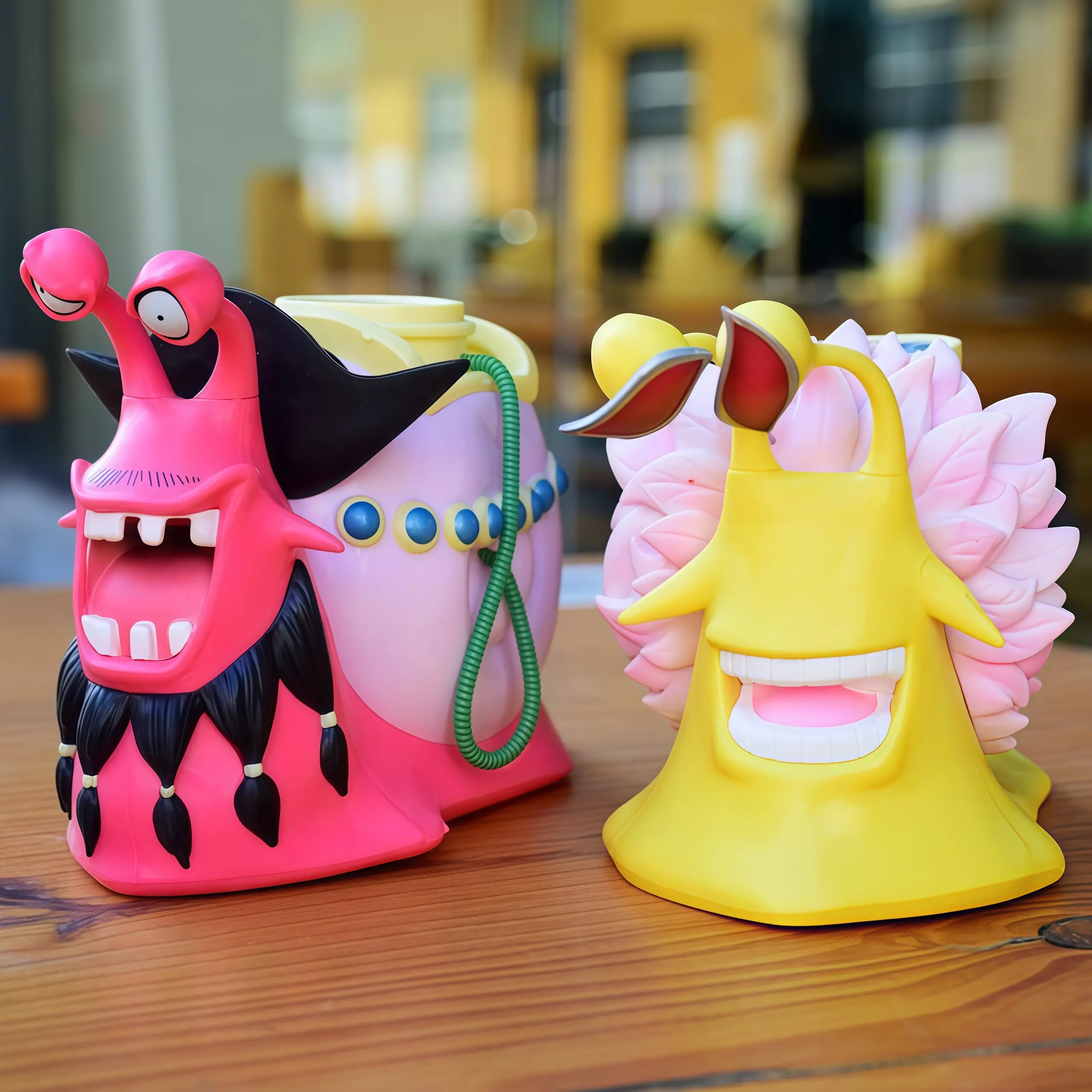 Den Den Mushi Character Graphic Keychain - Japanese Anime Snail Bag Accessory with Luffy, Ace & Doflamingo Art, Vibrant Multi-Color Adventure Gift for Anime Fans, Character Graphic Keychains