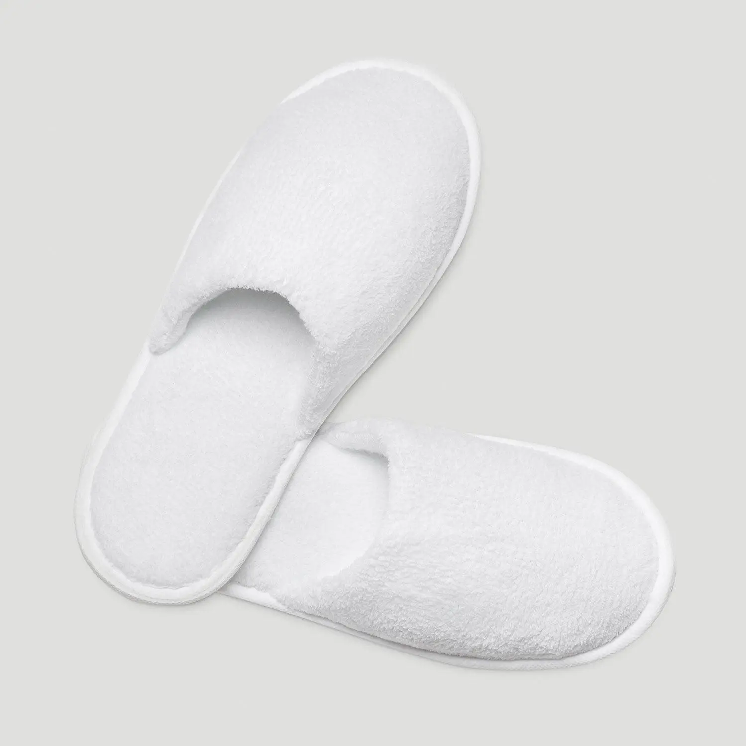 Turquaz White Closed Toe Fleece Warm Slippers Women 6 Pack