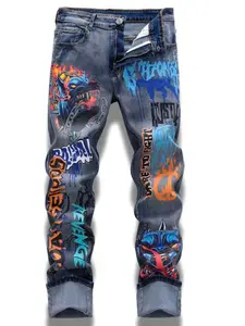 European and American Printed Graffiti Wolf Distressed Washed and Distressed Fitted Casual Streetwear Denim Jeans Men Jeans Para Hombre
