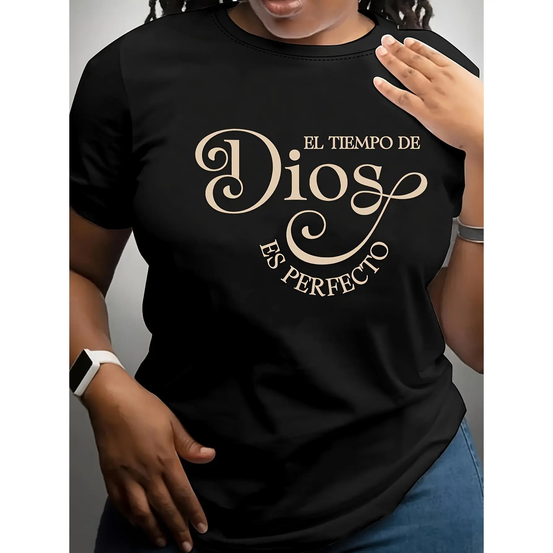 Women's Short Sleeve T-Shirt - "El Tiempo De Dios Es Perfecto" Print, Black Pullover Clothes for Spring/Summer, Shirts for Women, Ideal Womens Gifts