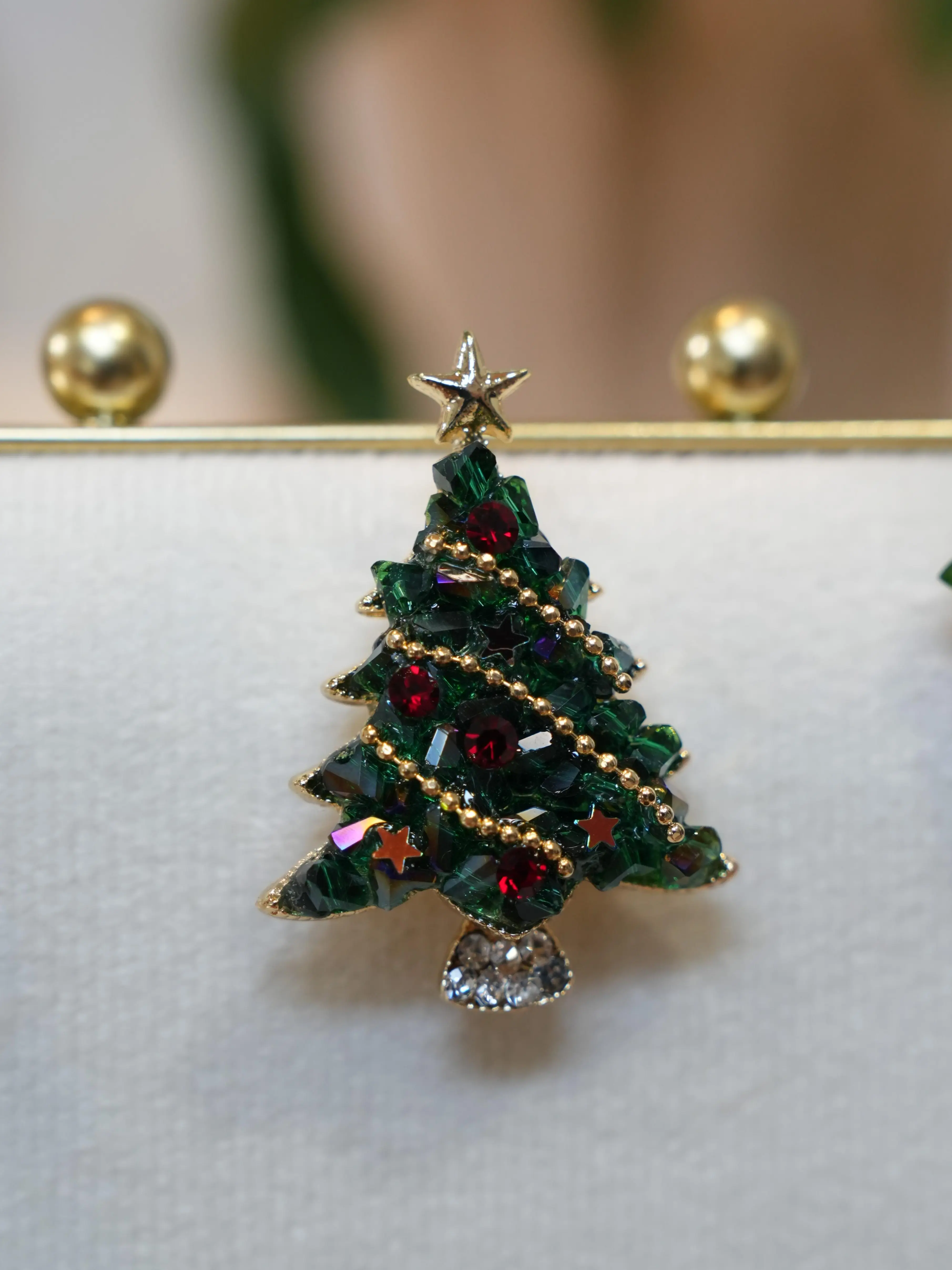 Christmas Tree Brooch with Star and Red Ornaments Green and Gold Color
