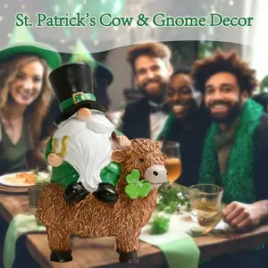 St Patrick's Day Gift Dwarf and Highland Cow Figurine, Cute Collectible Figurines, Irish Elf Riding Highland Cow with Clover Decor, Room Decoration, Party Gift, Statue