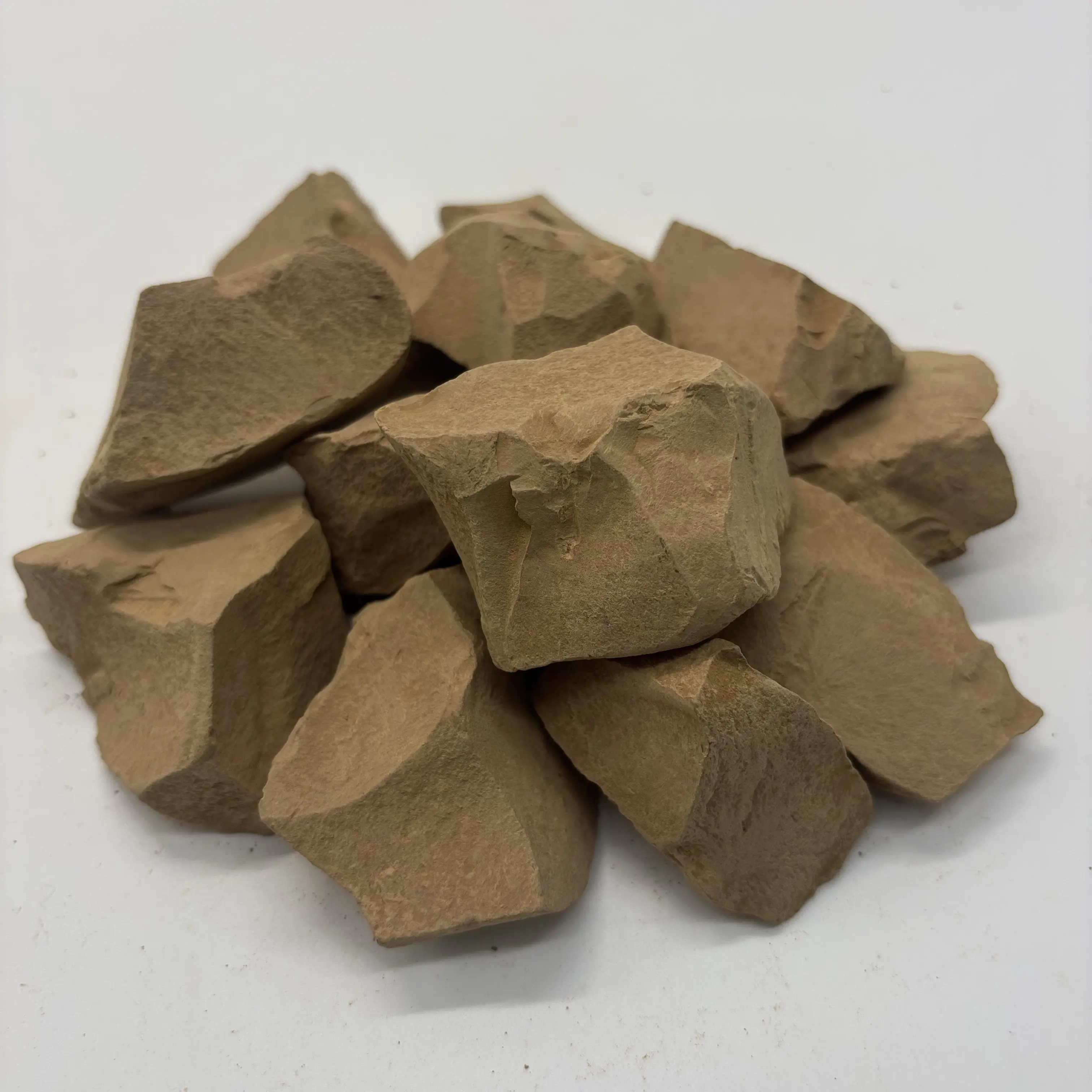 Narat Raw Additive-Free Kaolin Clay Garden Soil Supplement, Edible Hard and Brittle Texture Raw Chunks, Adhesive When Wet, 200g(7oz)