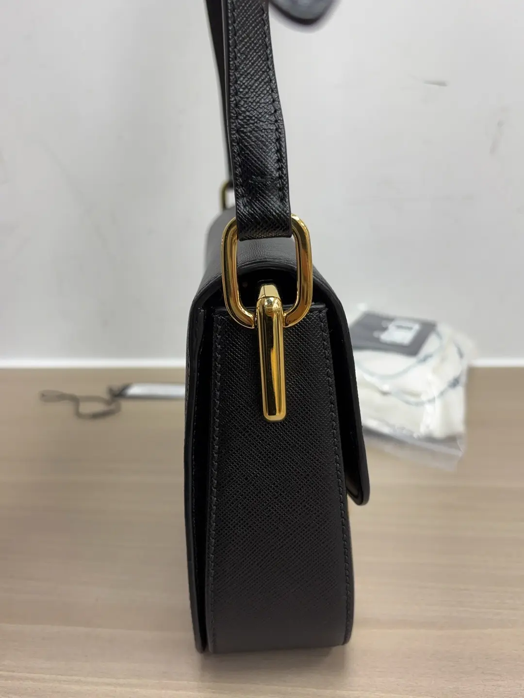 Pre-owned PRADA pre owed Emblème Saffiano Leather Shoulder Crossbody Bag BF KY02842