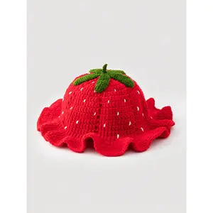 Women's Handmade Crochet Strawberry Knit Bucket Hat Warm Stylish For Autumn Winter Daily Wear 100% Polyester Cartoon Style