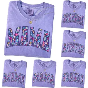 Personalized Comfort Colors Mama Shirt, Floral Mom Spring T-Shirt, Custom Flower Grandma Tee, Floral Nana Auntie Mimi Gigi Grammy Shirt, Violet color - DarkFlex