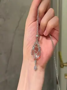 Handmade Dream Catcher Boho Chic Crystal Necklace, Elegant Jewelry Accessory, Perfect Gift Idea, Unique Design, Stylish and Durable