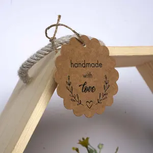 Kraft Scalloped Shaped Paper Tags with Jute Twine, Pack of 200