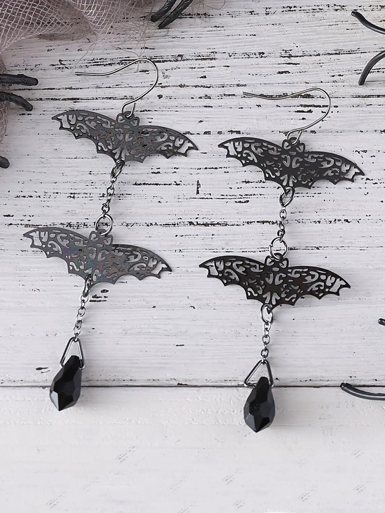 Gothic Bat Earrings Vintage Zinc Alloy Pair of Chic Gothic Hollow Bat Long Tassel Dangle Earrings for Women | Stainless Steel Hooks, Ideal for Halloween & Festive Occasions