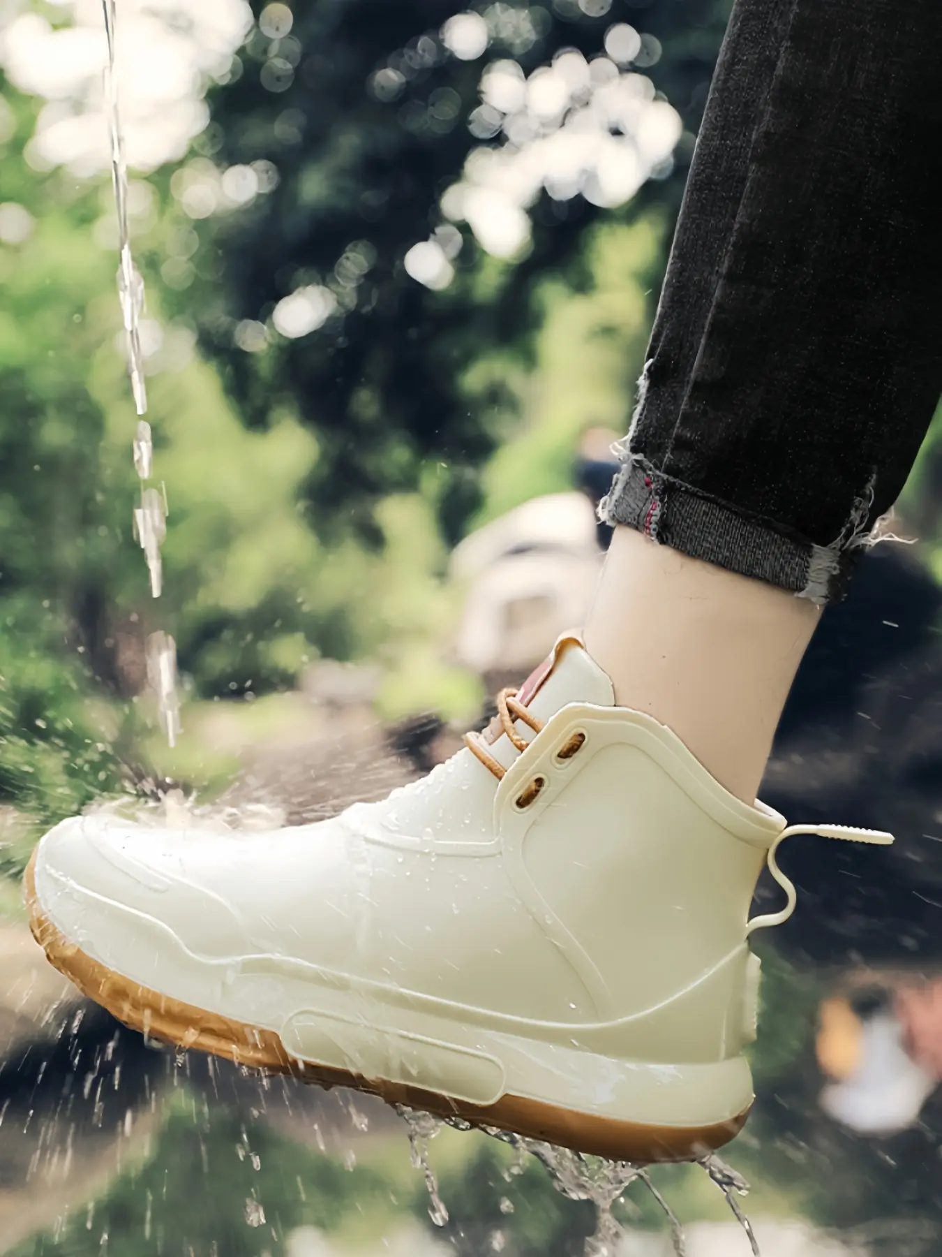 Unisex High-Top Waterproof Rain Boots, Walking Shoes, Waterproof Wellington Boots, Anti-Slip Wear-Resistant Thick Sole, Comfortable Soft Upper, Ideal for Commuting and Outdoor Play, Non Slip Boots, Durable Boots, Waterproof Footwear