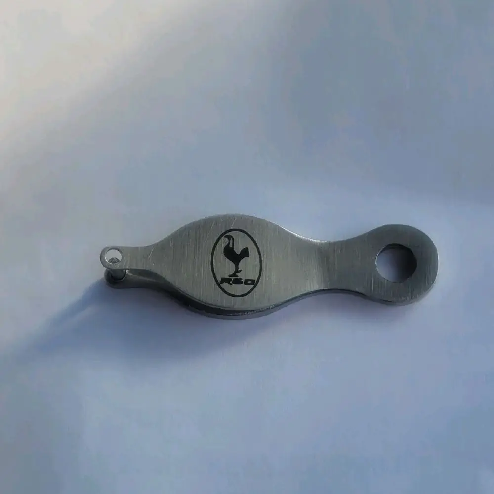 Marca Pollitos/ Chick Toe Punch