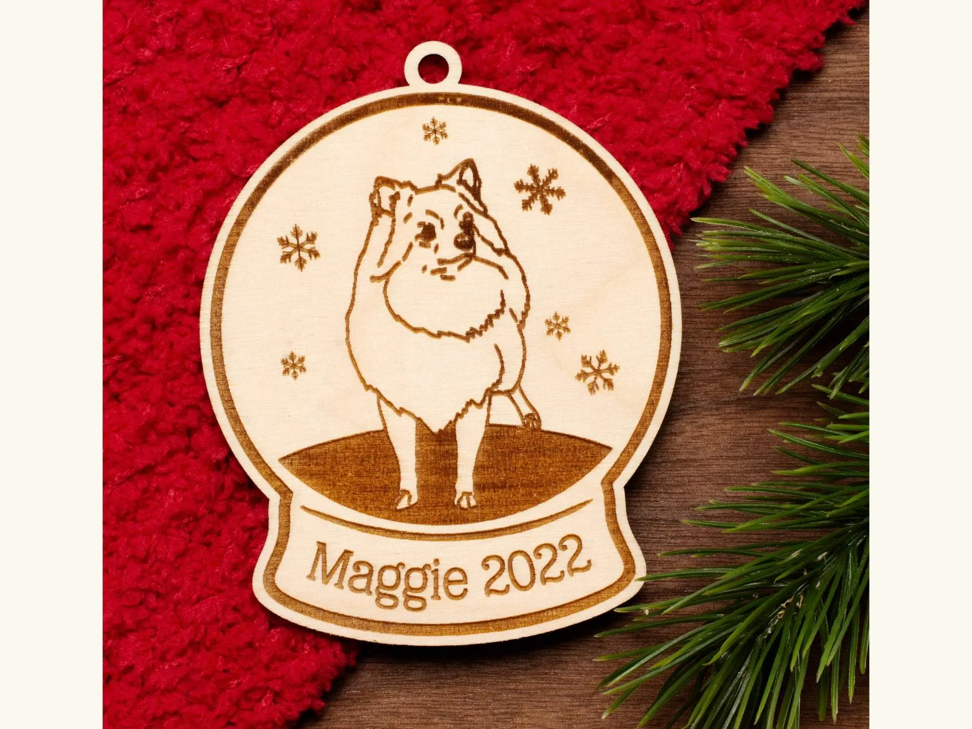 Pomeranian Snowglobe Christmas Ornament