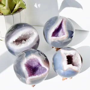 Crystal Druzy agate  geode 120$/KG,No color difference, no size, sold in kilograms, random ship or pick them from my live show