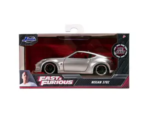 Jada 1:32 Gisele’s Nissan 370Z Silver Fast & Furious Collectible Diecast Toy with Unique Design and Silver Finish