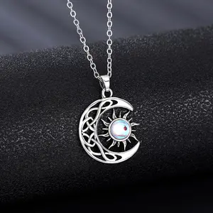 Fashion Women Sun And Moon Pendant Jewelry Necklace Moon Sun Pendant Jewelry Wedding Party Gift Vintage Necklace For Women Girls