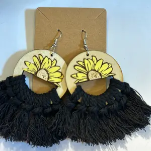 2 1/2 inch black macrame wooden earrings with yellow flower