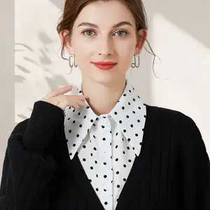 Lady's Polka Dot False Collar with Large Pointed Collar: Retro, versatile and fashionable polka dot false collar, suitable for daily casual wear, dates, family gatherings and other outfits