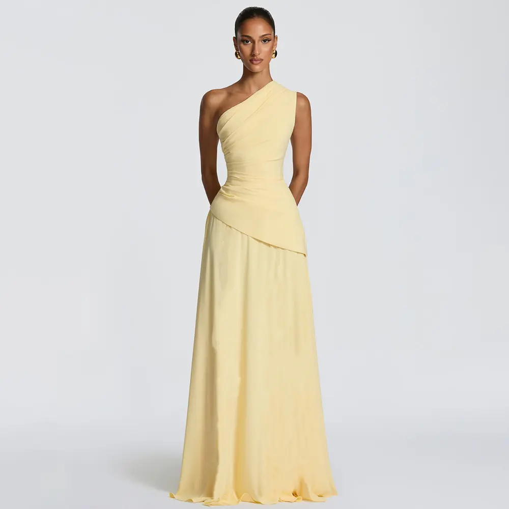 ChicCurve Women's Elegant Pale Yellow One-Shoulder Maxi Dress, Sophisticated Ruched Slim-Fitting Formal Gown, Versatile Floor-Length Dress for Evening Party, Wedding Guest & Special Occasions