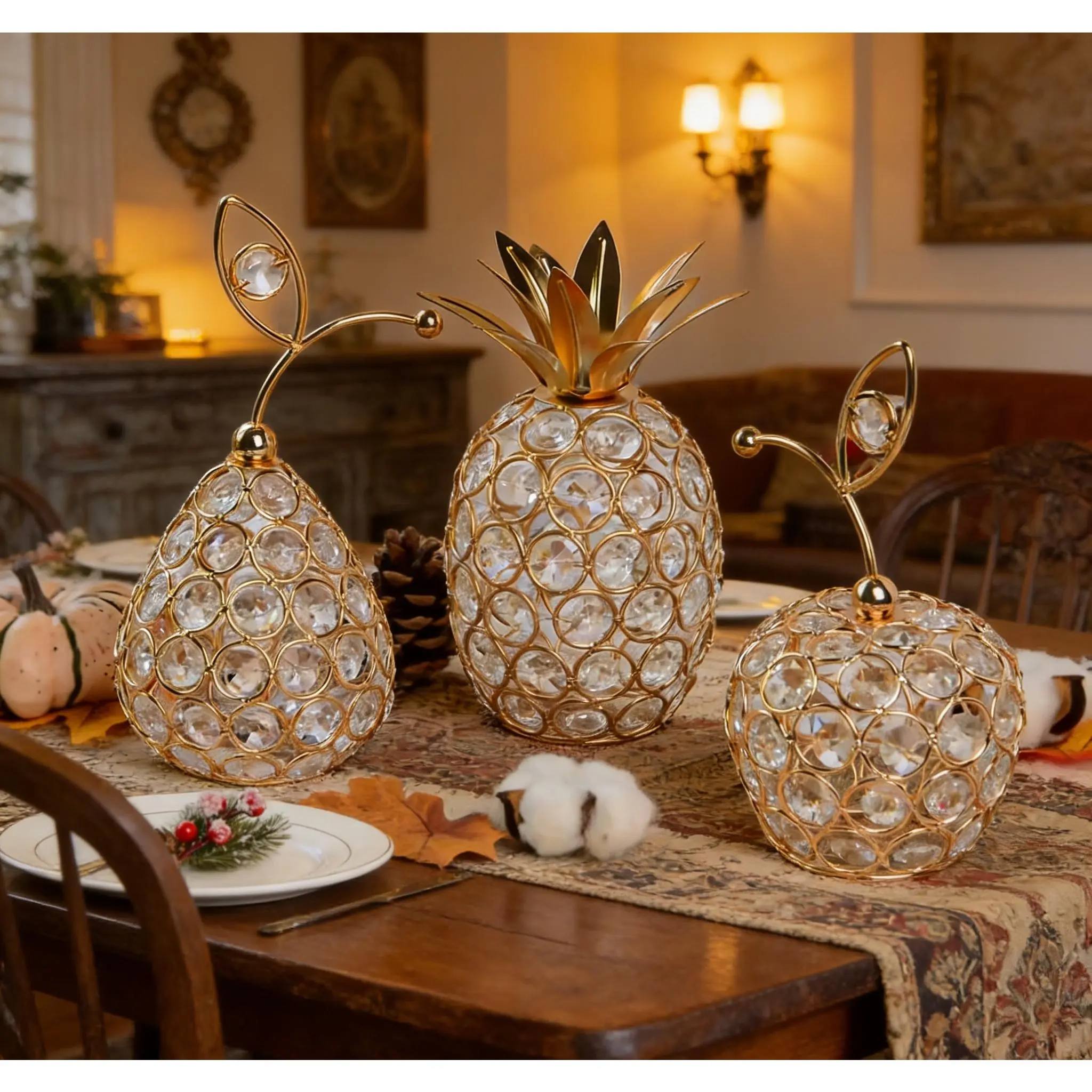 Three golden crystal fruit decorations - handcrafted apple, pear and pineapple statues, suitable for desktop decoration, festival celebrations, gifts, mirrors, treasures, necklaces, rings, birthday storage boxes, weddings, storage, birthday gifts