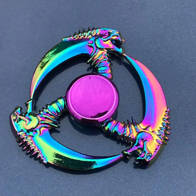 Random Color Iridescent Alloy Fidget Spinner, 1 Piece Durable Dragon Design Edc Relax Toy for Focus & Calm, Hand Strengtheners for Men & Women, Stress Relief Gadgets, Stress Relief Fidgets, Stress Relief Tool