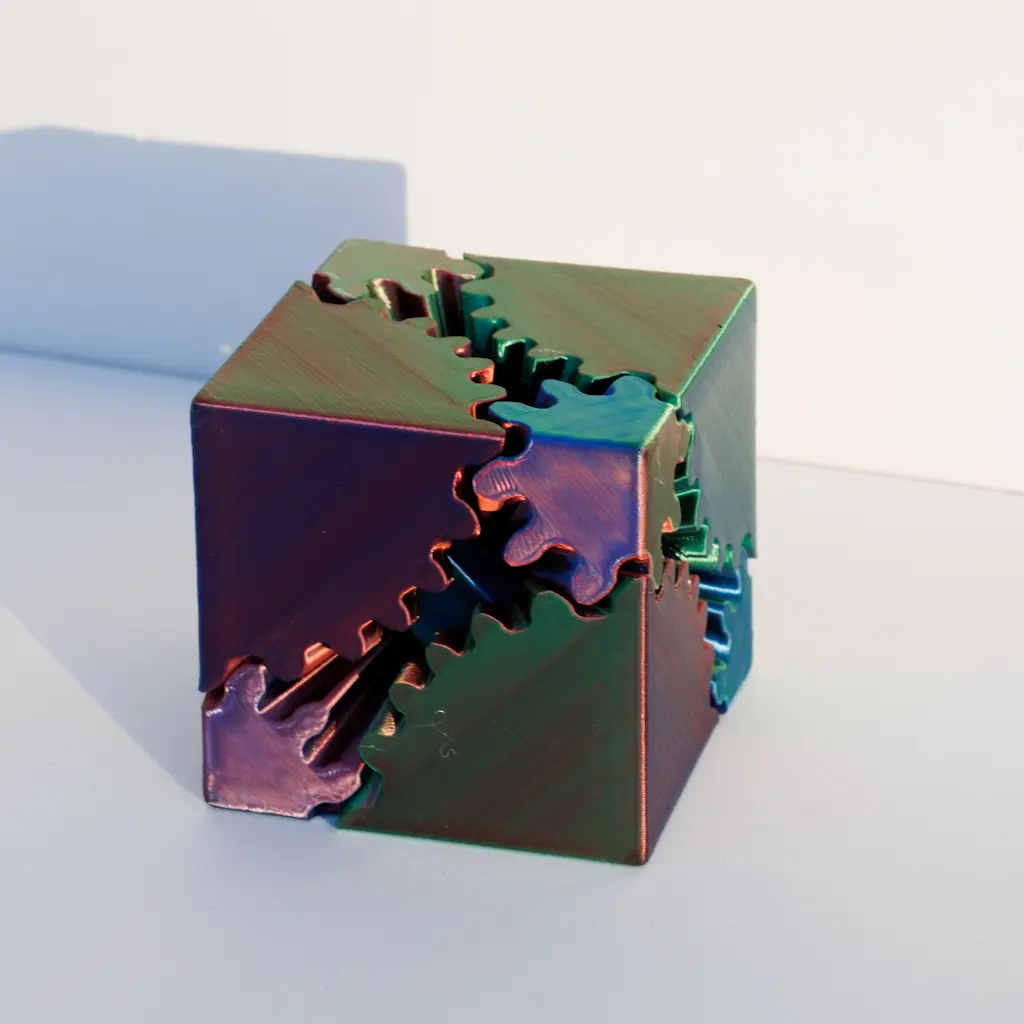 3D Printed Gear Cube Figurine 3D Printed Gear Cube Figurine