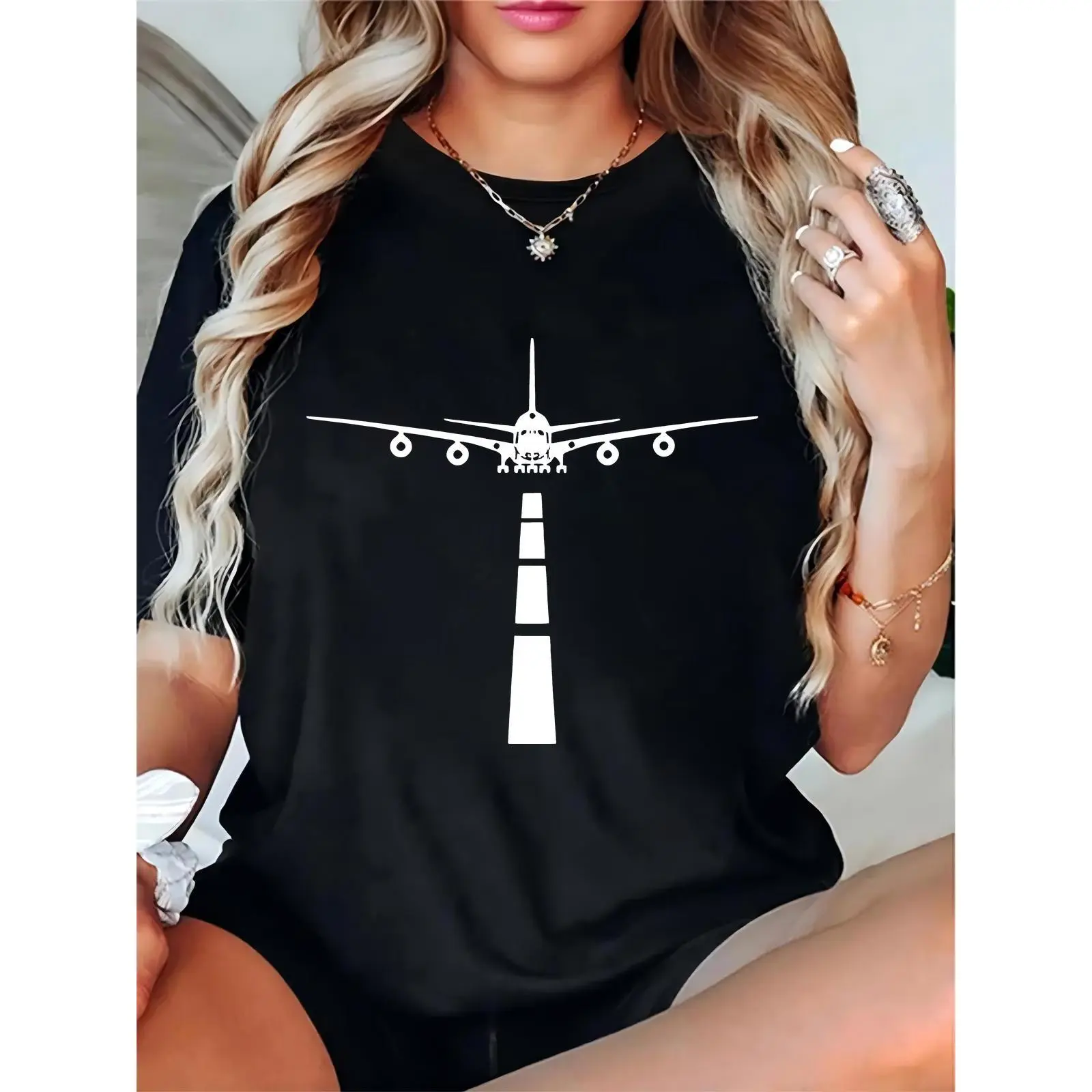 Women's Black T-Shirt with White Airplane & Runway Graphic – Casual Daily Wear for Aviation Lovers, Pilots, Travel Enthusiasts & Vacation Outfits