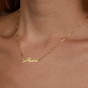 Name Necklace with Italian Chain in 18K Gold
