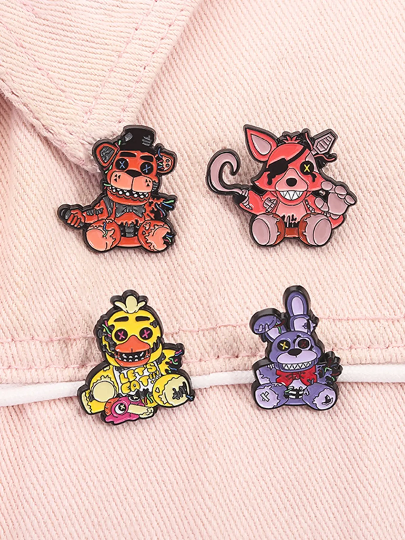 4pcs/set Five Nights at Freddy's Cute Enamel Pins, Alloy Brooch Pin, Decor Pins with Game Characters Bonnie, Chica & Foxy, Metal Brooches for Lapel and Backpack, Jewelry Accessories, Gifts for Gamer Friends, Durable Metal Pins