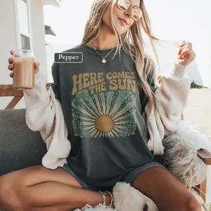 Comfort colors Retro 70s Sunshine Graphic Tee – Vintage Style Floral Boho Hippie Sun T-Shirt, Women’s Positive Vibes TShirt