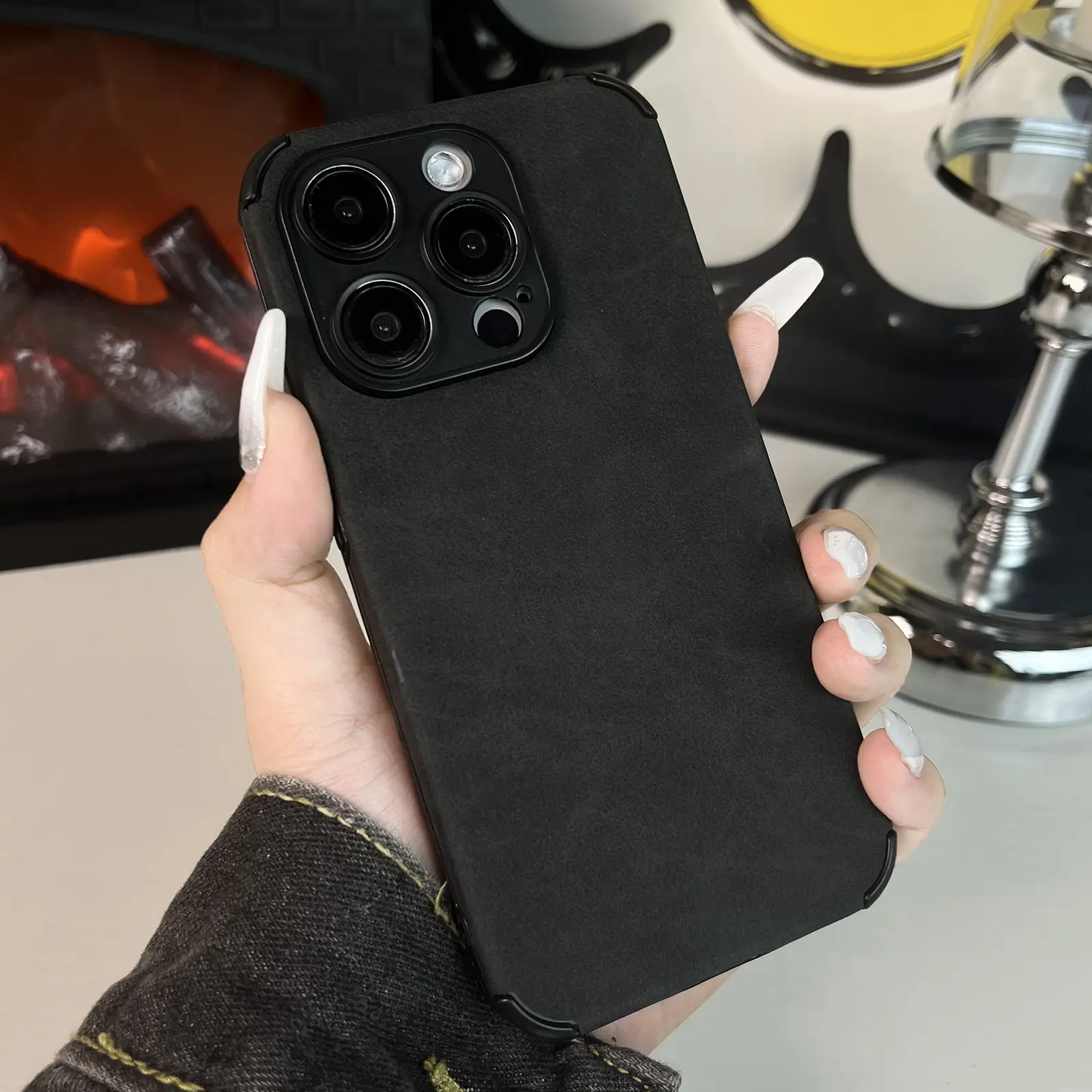 Suitable for iPhone 15/14/13/premium suede phone cases, iPhone 12/11 high-quality leather anti fall male and female phone cases