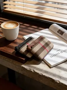 Women's Vintage Plaid & Leather Coin Purse - Checkered Zip Pouch with Heart Charms, Mini Wallet for Cards & Coins, Casual Wallet