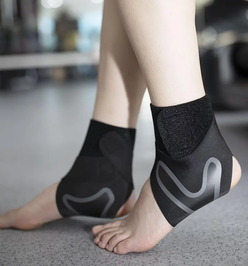 2Pc Ankle Guard and Elastic Support Sheath Breathable Lightweight and Pressurized Design Providing Protective Support Anti sprain and All day Comfort Suitable for All Kinds of Sports Wear