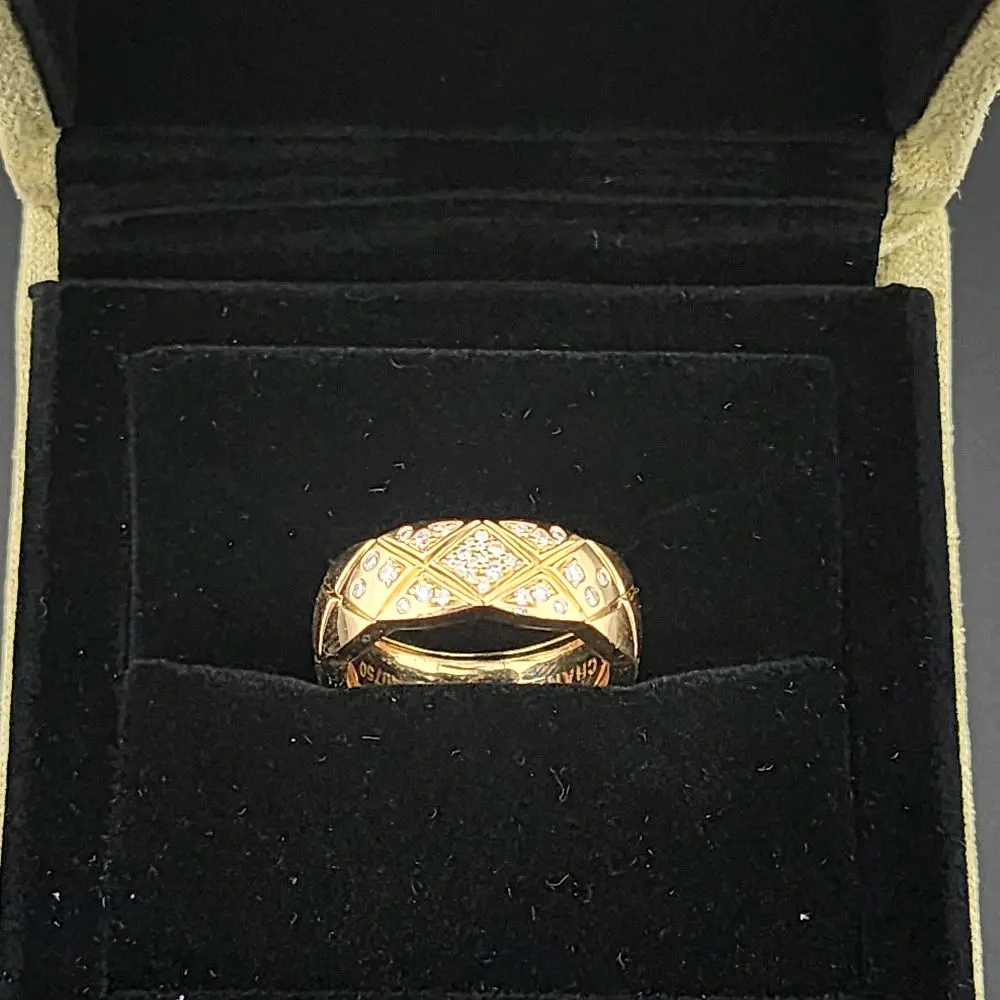 18k Diamond-Accented Striped Ring