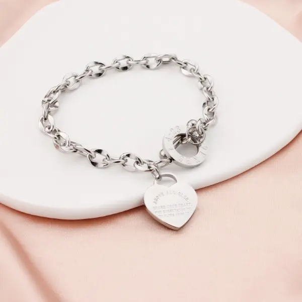 Women's Stainless Steel Engraved Heart Charm Link Chain Bracelet - Arm Candy Accessories, Female Party Wear Jewelry, Exquisite Cutting, Polishing Technique, Encouraging Engraving, All-Match Daily Item, Birthday Gift, Elegant Bangle, Fixed Size, Love Motif