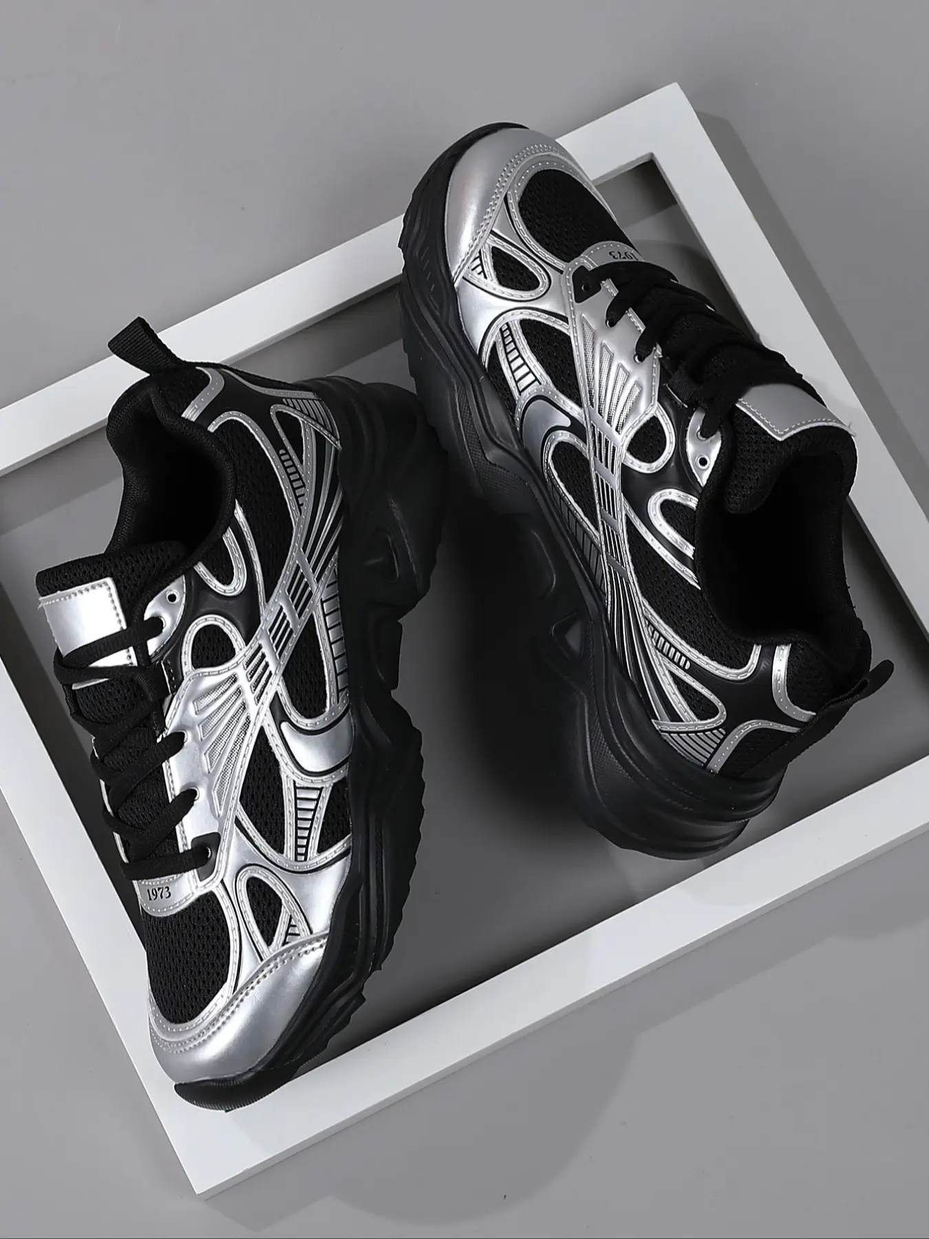 Silver Color High-Quality Men's Casual Shoes, Comfortable Sporty Outdoor Sneakers, Sports Shoes, Trainer Shoes, Medium Width, All Seasons, Rubber Sole, Textile Upper