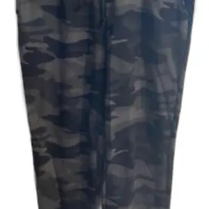 NWT Wild Fable Camo Sweatpants Womens Size Small Fits Like A Medium