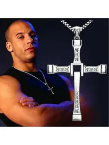 Speed and Passion Cross Necklace Titanium Steel Diamond Pendant Cross Pendant Men's and Women's Necklace High Quality Wear resistant and Durable Toretto Cruz Collar, Combining Fashion and Modern Style Party Couple Style