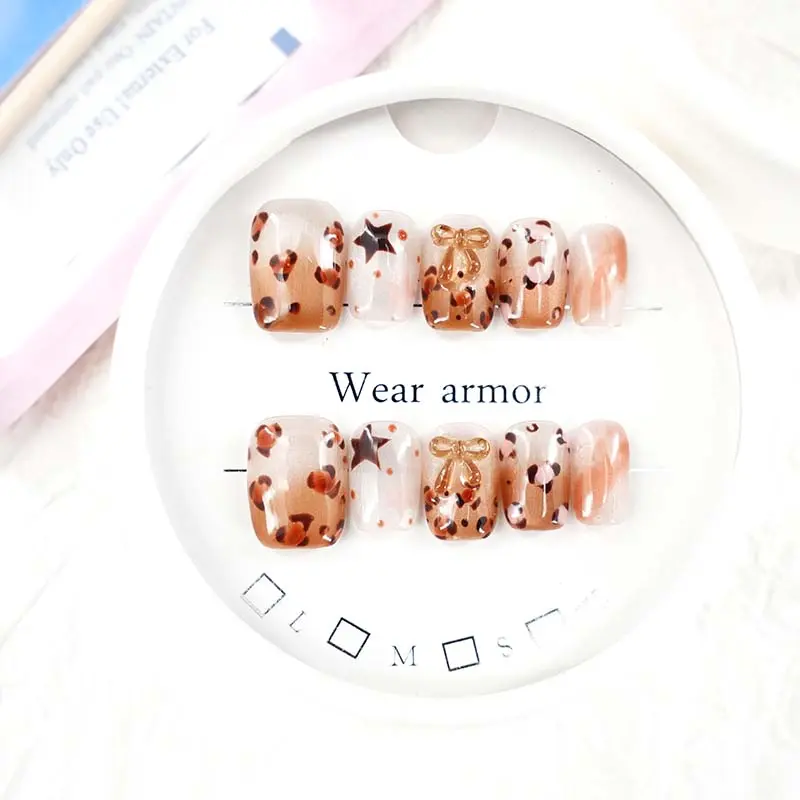 .DP.6182.Leopard Print Bow Wearable Nails