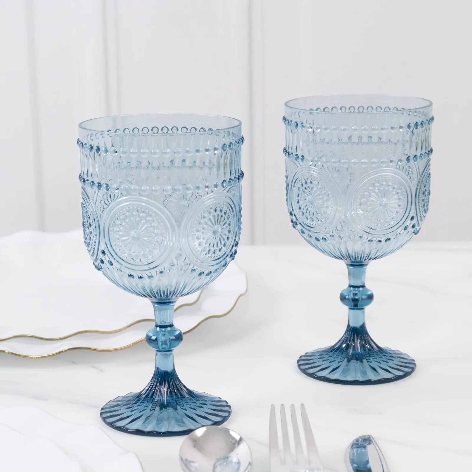 12-Pack Dusty Blue Plastic Wine Glasses, 15oz Reusable Shatterproof Vintage Drinkware - Embossed Floral Decorative Drinking Glassware for Parties, Birthday Events